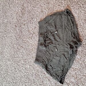 Ci Sono Size M Olive High Rise Shorts